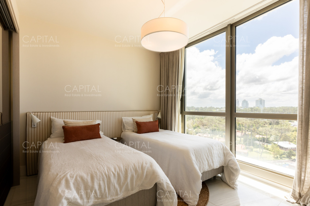 Apartamento ID.39387 - Fendi Chateau Departamento Primera Fila en Playa Mansa de Punta del este en Alquiler