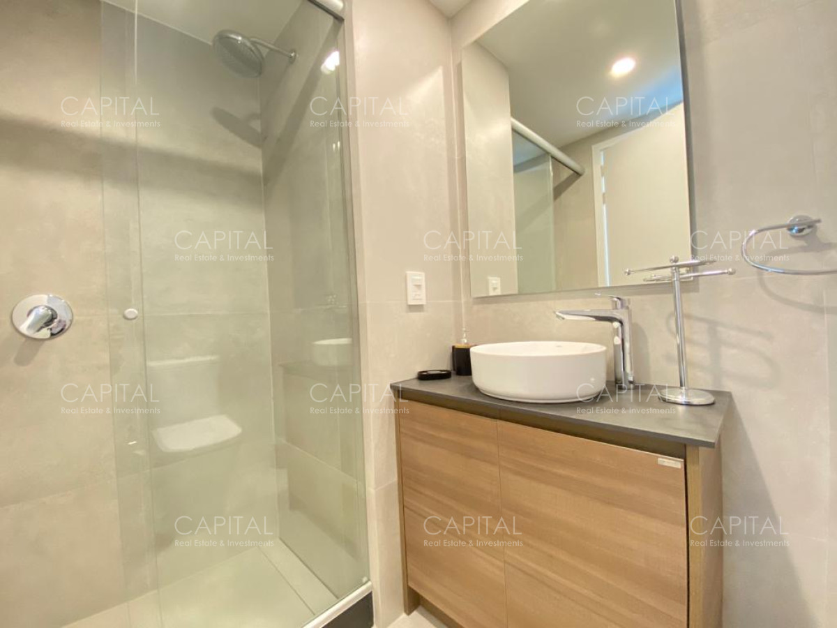 Apartamento ID.34588 - Venetian Punta Del Este Apartamento frente al mar de tres dormitorios mas dependencia en Venta