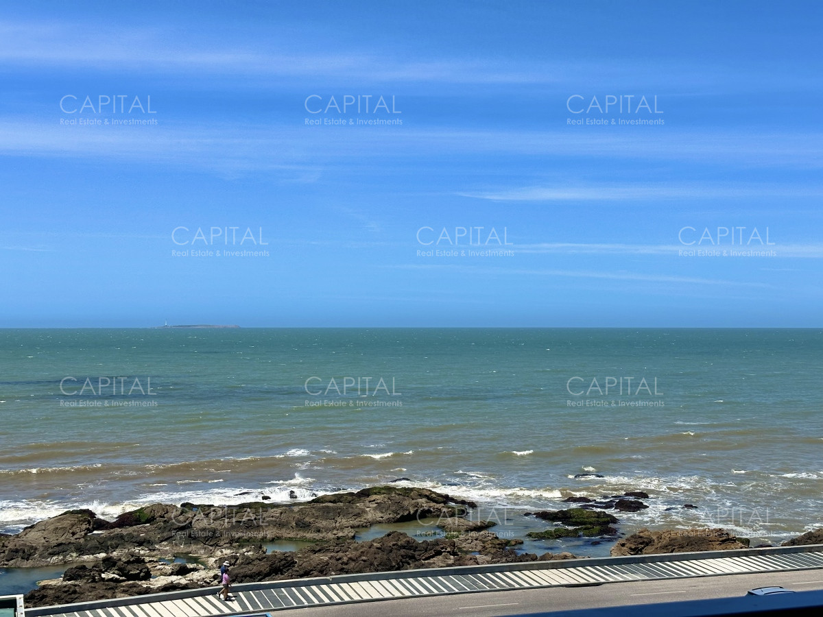 Apartamento ID.35504 - Apartamento de tres dormitorios en alquiler Peninsula Punta del Este.