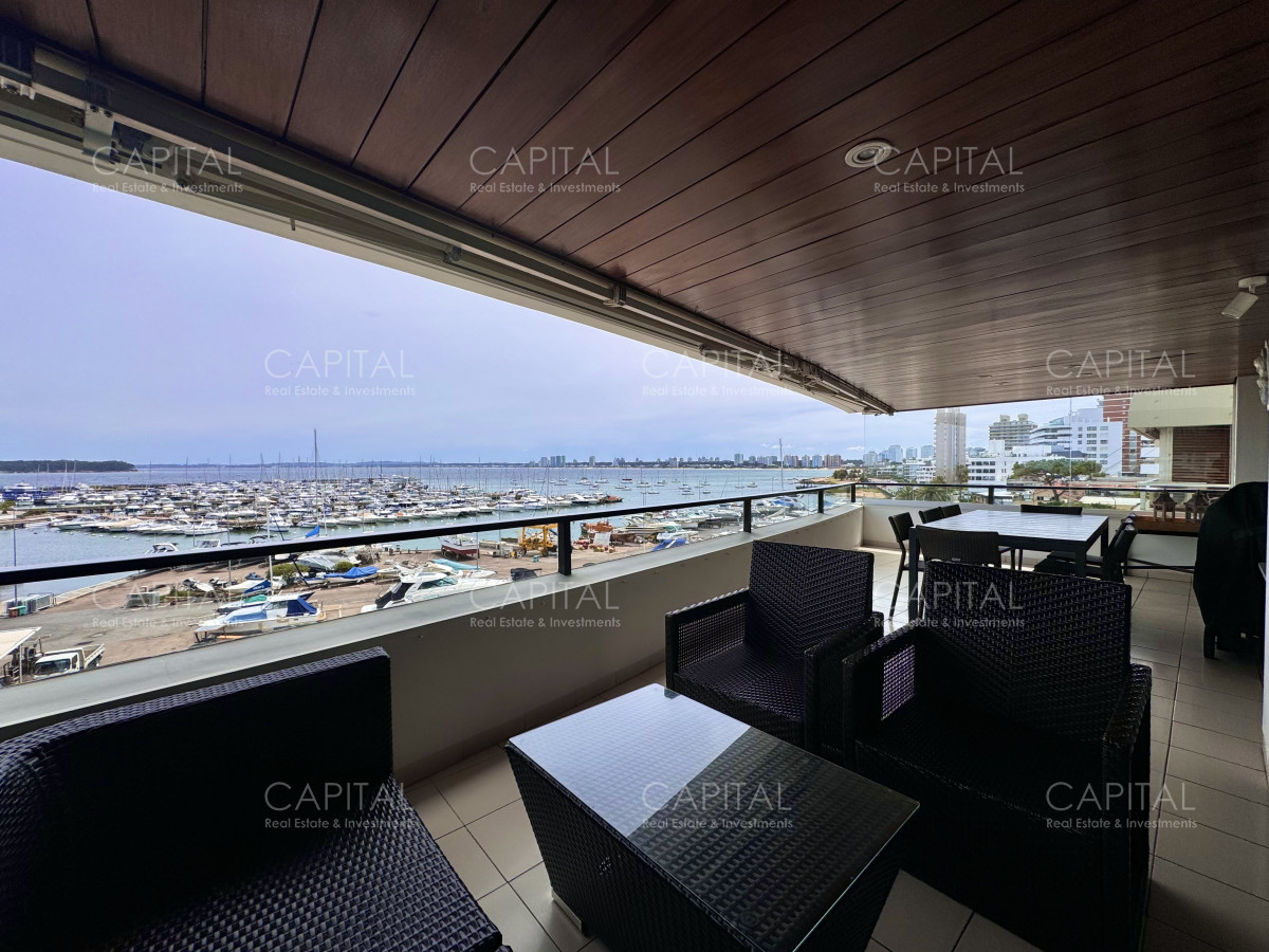 Apartamento ID.33987 - Departamento en Venta Puerto de Punta del Este Tres Dormitorios