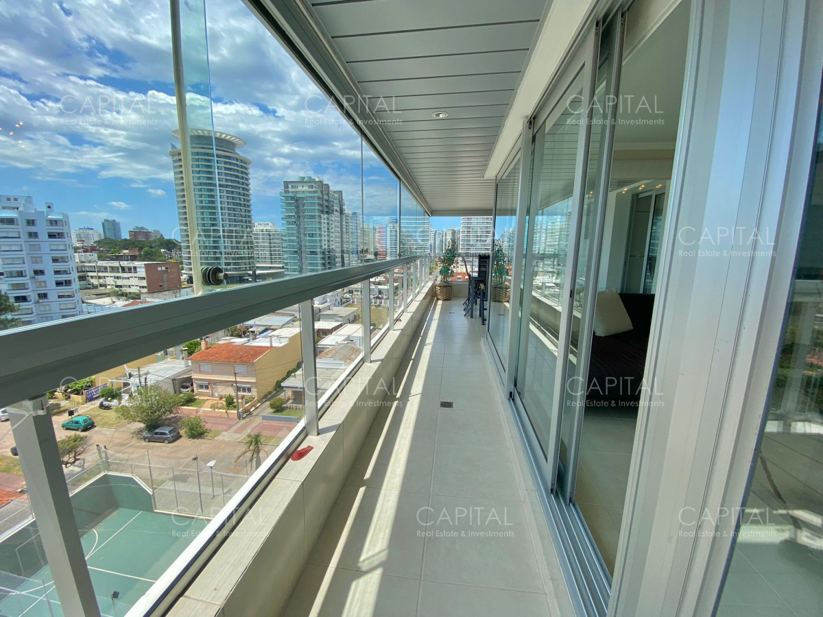 Apartamento ID.31832 - Apartamento en Venta de tres dormitorios, Punta del Este