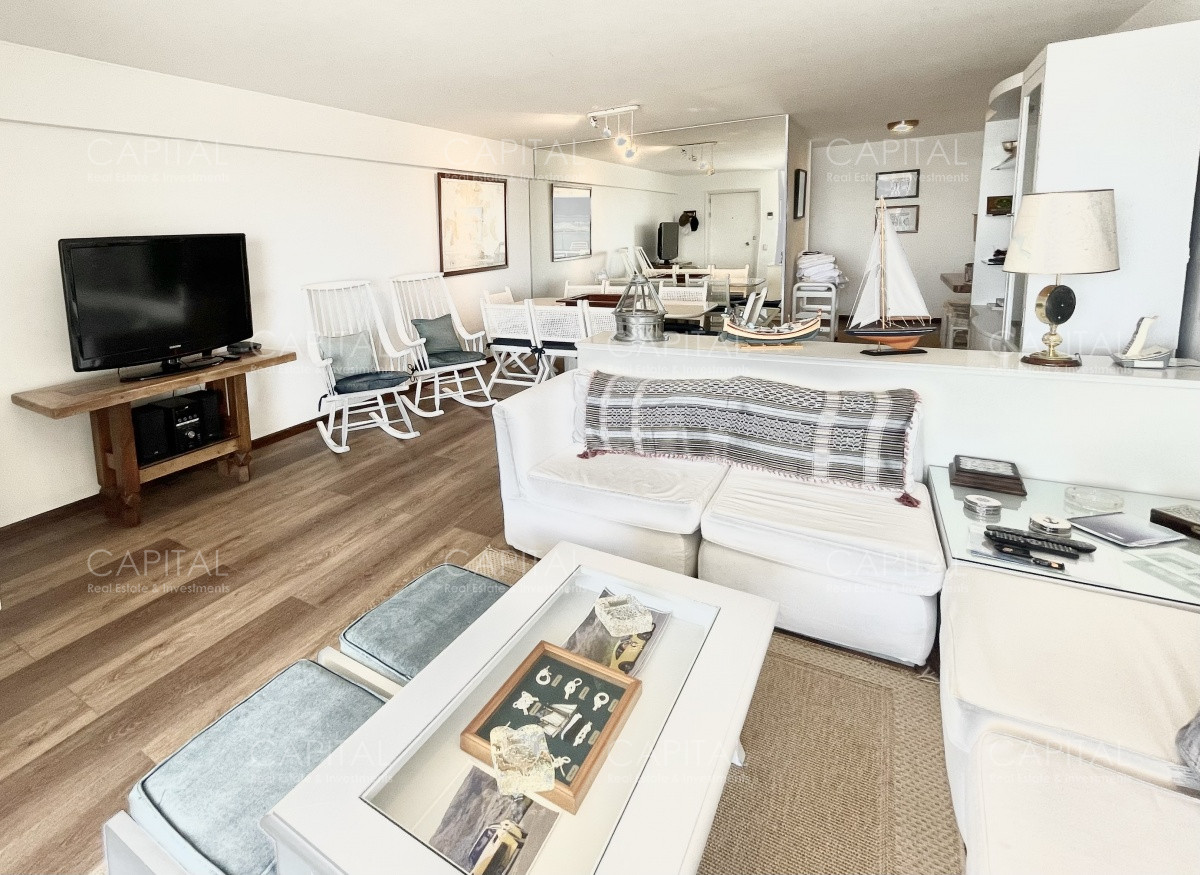 Apartamento ID.33467 - Fontemar Punta del Este Apartamento de 4 dormitorios con vista al puerto en venta