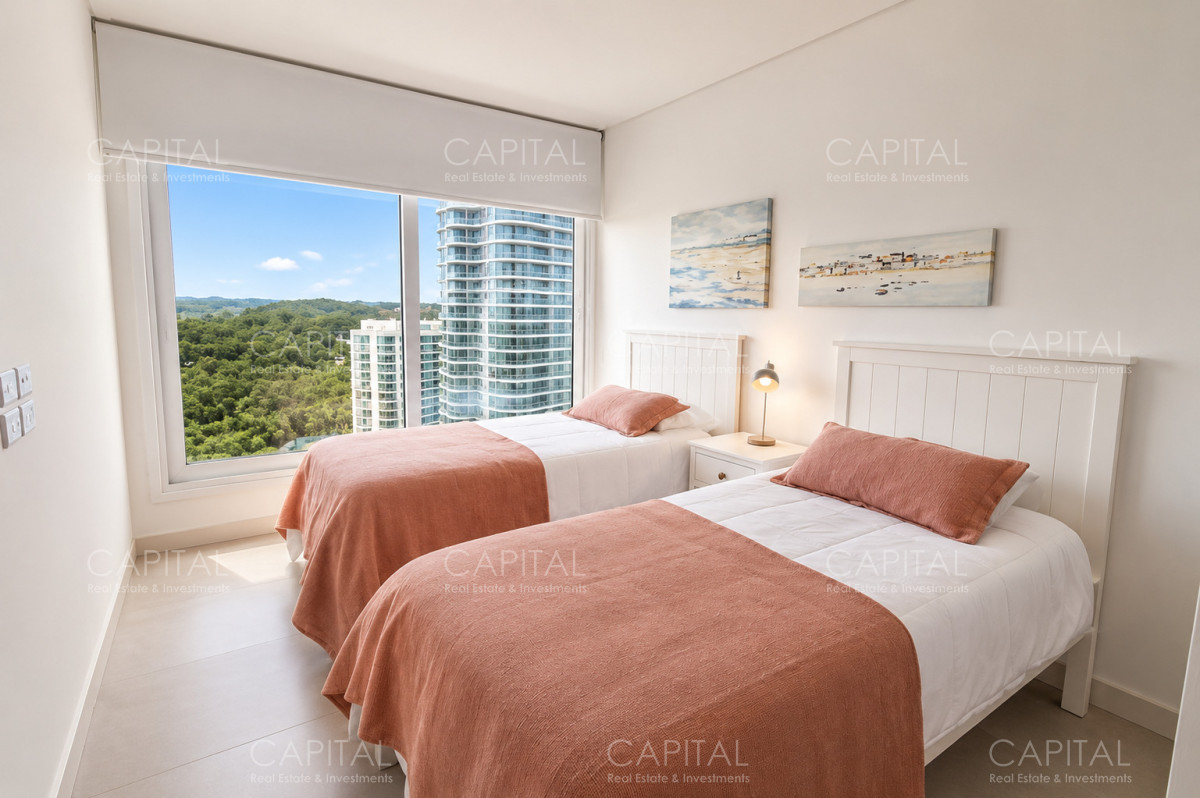 Apartamento ID.37130 - Le Parc departamento piso alto frente a Playa Brava
