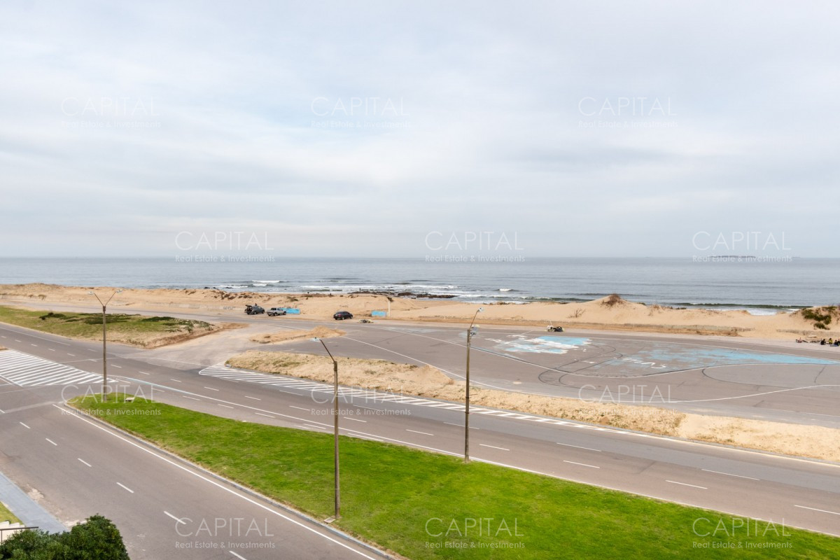 Apartamento ID.31636 - Amplio Apto en venta en la Brava 