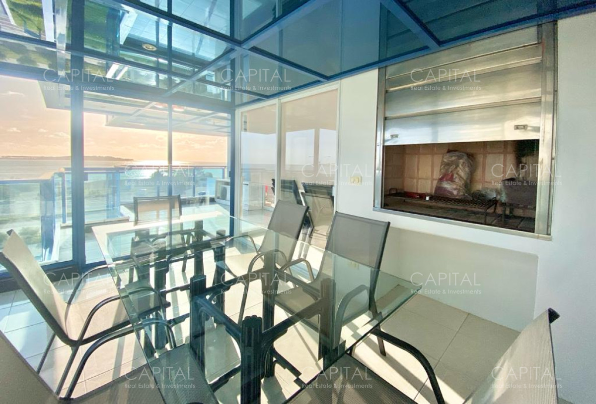 Apartamento ID.33457 - Beverly Tower Punta del Este Apartamento de tres dormitorios frente al mar en alquiler