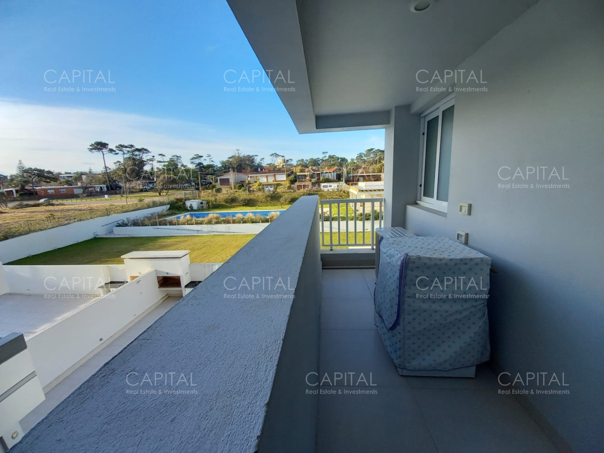 Apartamento ID.31131 - Apartamento Frente al Mar en Venta Dos Dormitorios y Servicio
