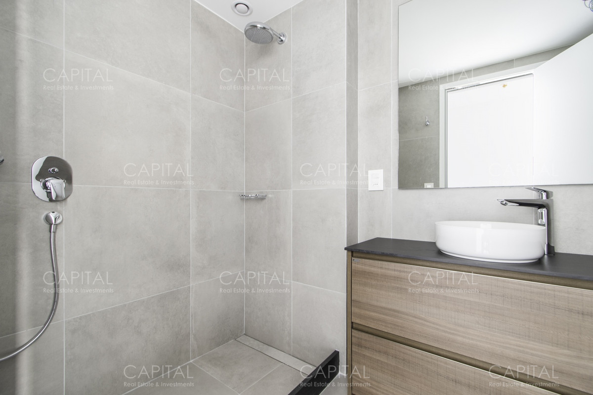 Apartamento ID.34658 - Venetian Central Punta del Este En venta Dos Suites en Venta
