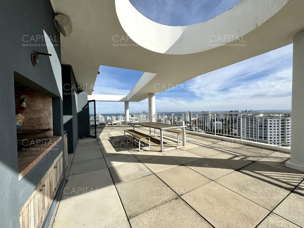 Apartamento ID.38714 - Pent-house en venta en Playa Brava Punta Del Este 