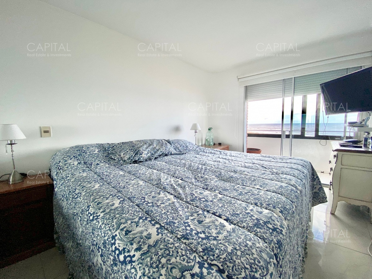 Apartamento ID.32608 - PentHouse frente al mar en venta, Playa Brava - Punta del Este 
