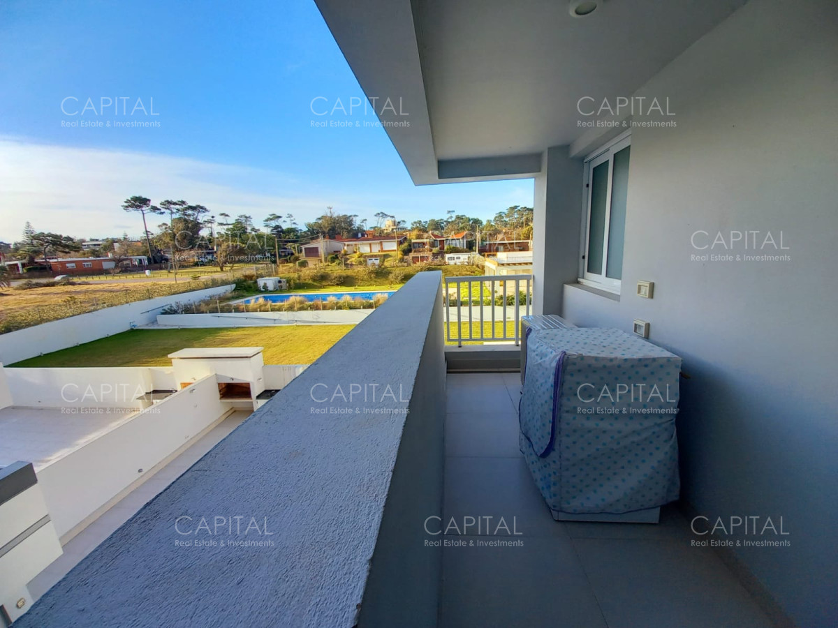 Apartamento ID.31131 - Apartamento Frente al Mar en Venta Dos Dormitorios y Servicio