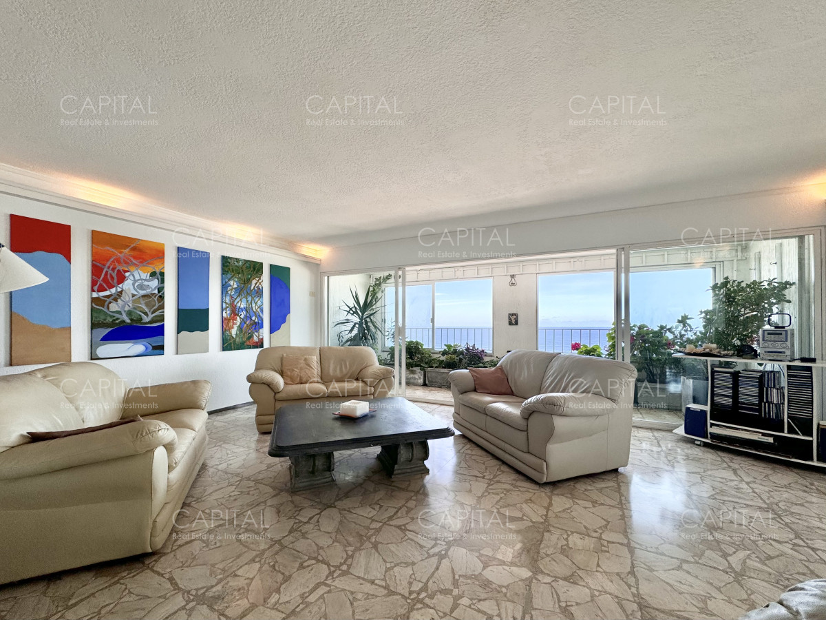 Apartamento ID.37407 - Apartamento de tres dormitorios y dependencia en Venta Punta del Este
