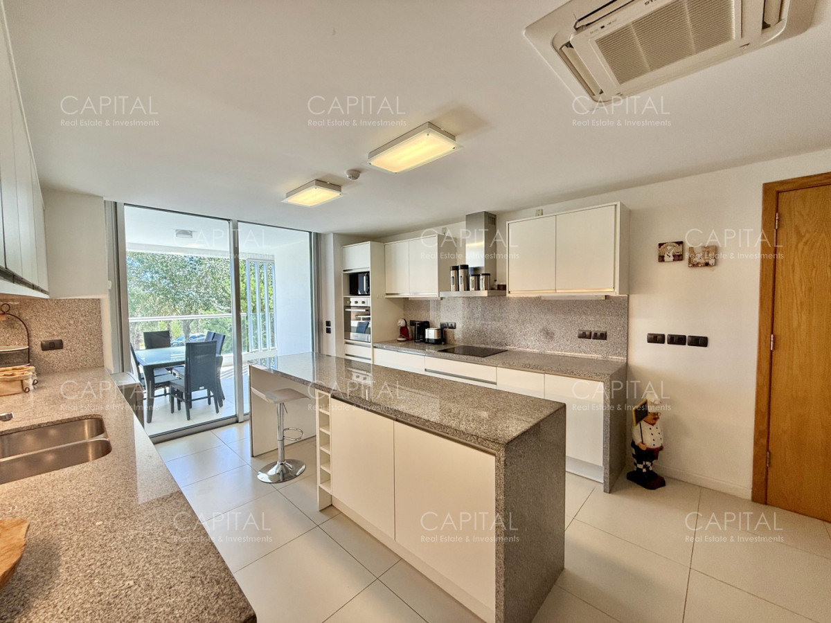 Apartamento ID.29789 - Tiburon Terrazas Oceano Punta del Este con Pileta propia Exclusivo Departamento 