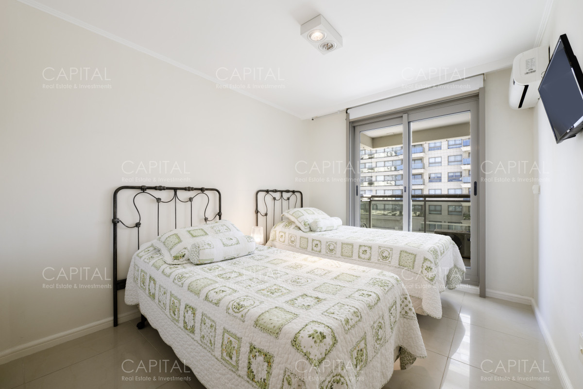 Apartamento ID.37932 - Departamento en Imperiale Punta del Este Venta de Tres Dormitorios en Playa Brava 