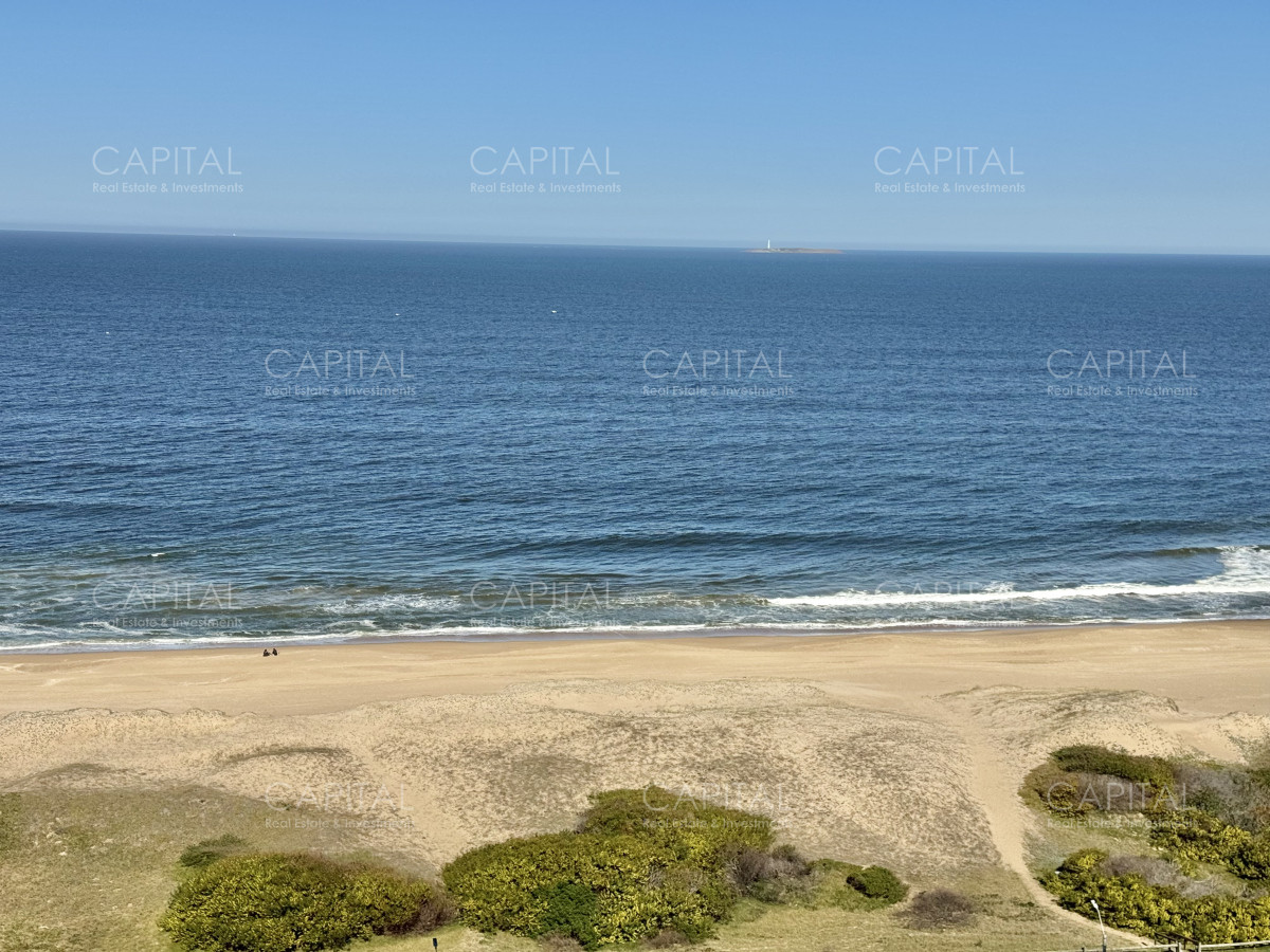 Apartamento ID.36779 - Le Parc III en venta esquinero piso alto en venta