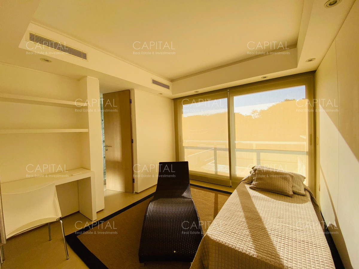 Apartamento ID.31899 - Apartamento de Lujo Frente Playa Brava Punta del Este