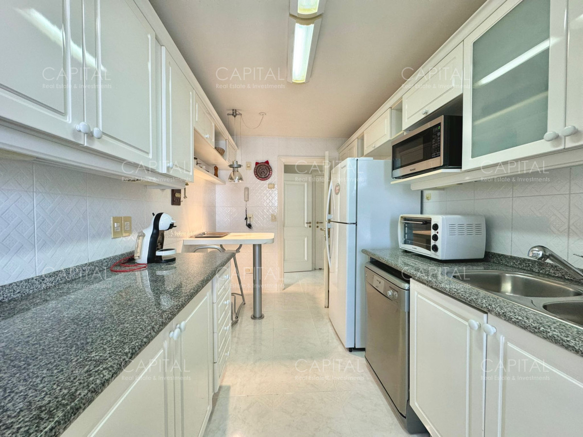 Apartamento ID.35035 - Coral Tower esquinero 3 suites + dependencia