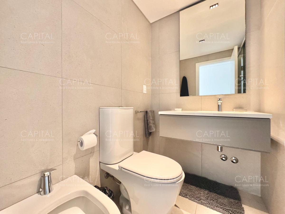 Apartamento ID.32036 - Apartamento de tres dormitorios en Le Parc, Primera fila en playa brava en venta