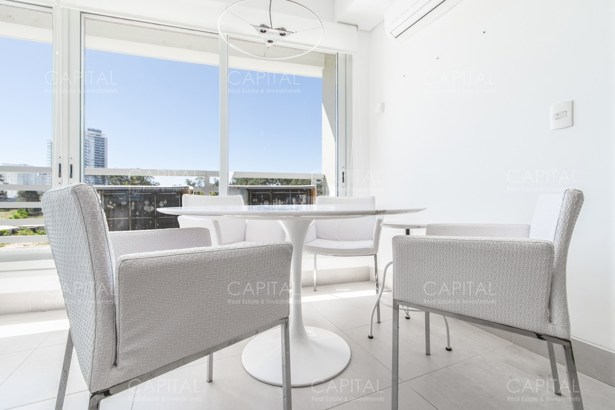 Apartamento ID.35359 - Le Parc Esquinero en Venta Tres Dormitorios