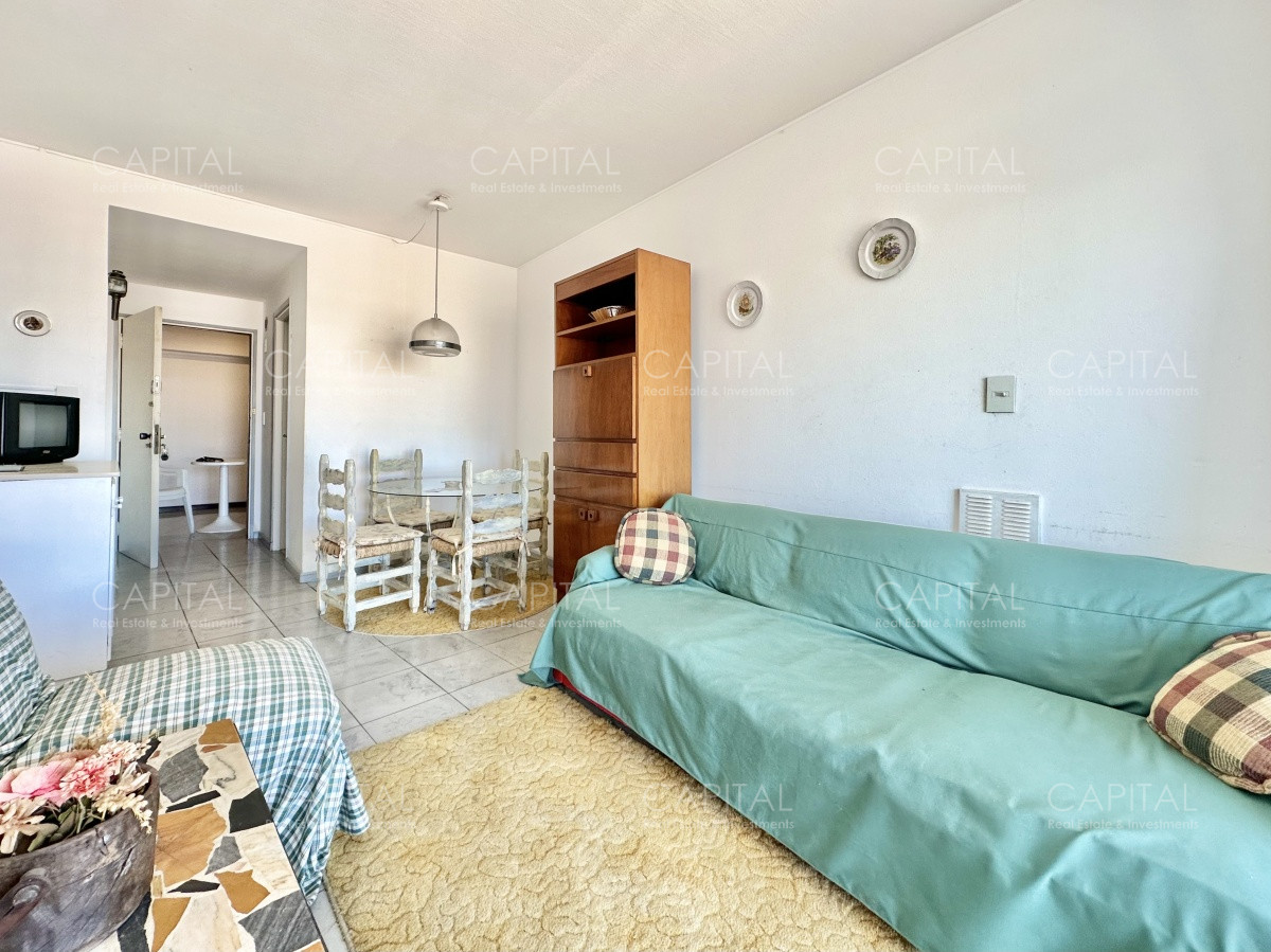 Apartamento ID.33670 - Apartamento de dos dormitorios en venta, Península, Punta del Este