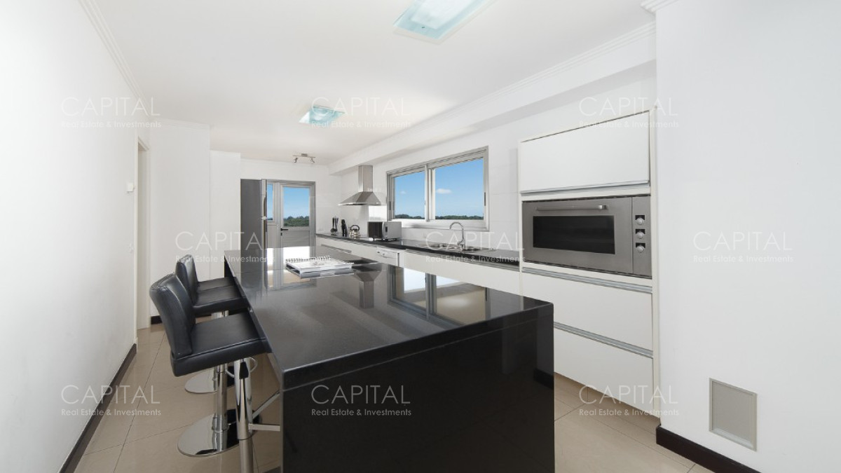 Apartamento ID.28442 - Apartamento en Venta Torre Lobos Punta del Este Penthouse