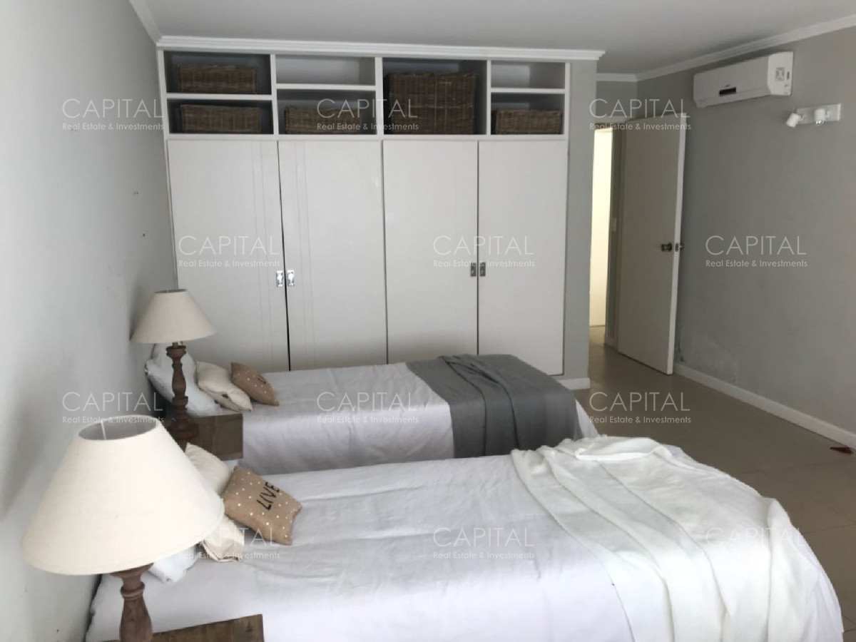 Apartamento ID.26903 - Apartamento de Tres Dormitorios en Península Venta 