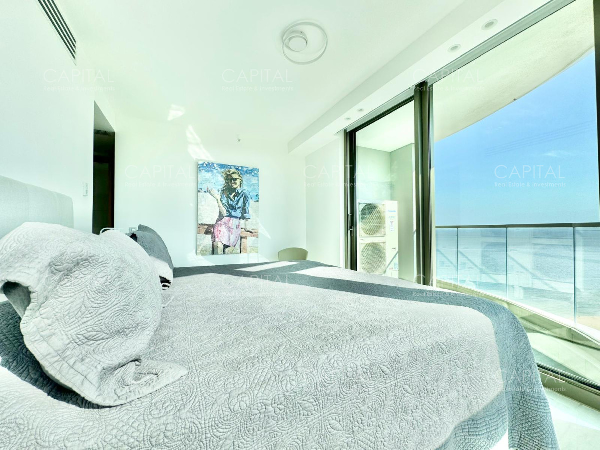 Apartamento ID.36659 - Apartamento esquinero en Fendi, Playa Mansa, Punta del este
