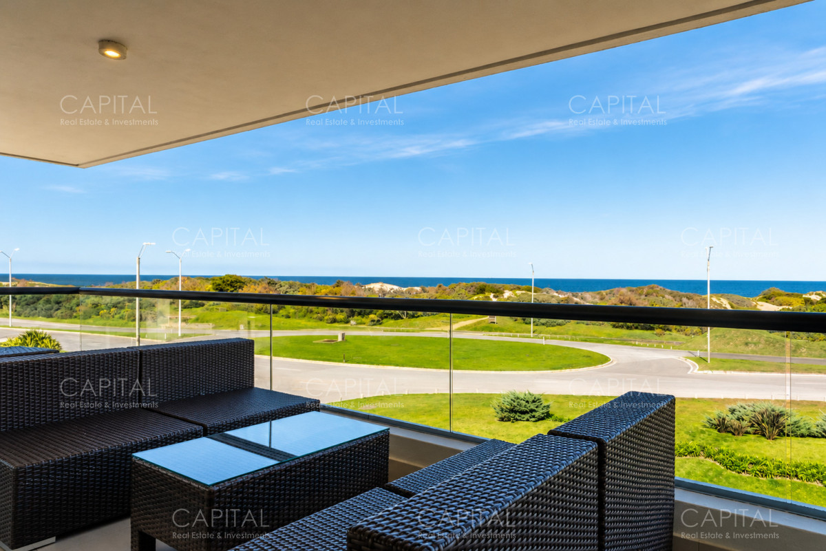 Apartamento ID.40730 - Departamento 3 dormitorios y dependencia frente a Playa Brava en Rincón del indio