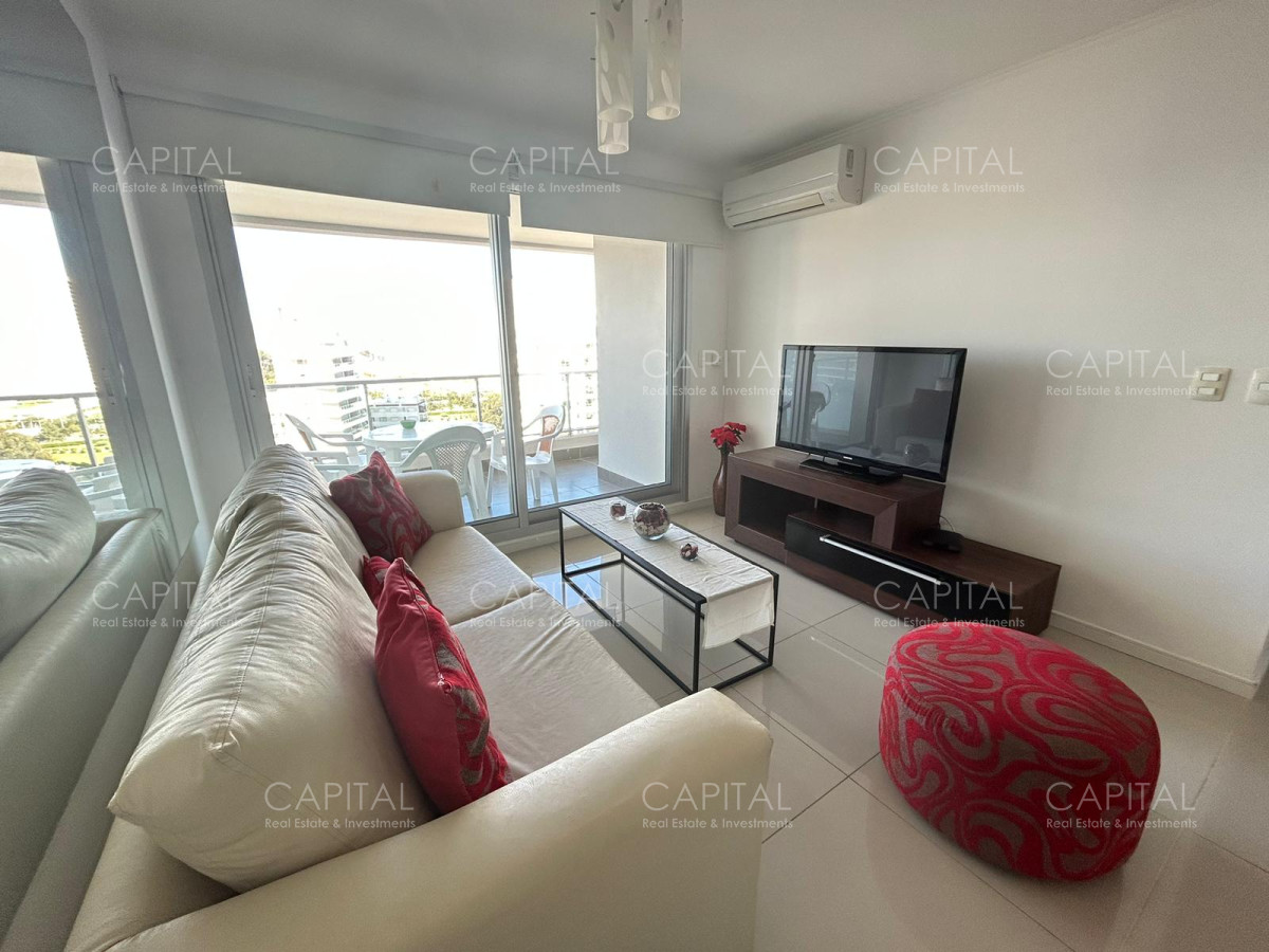Apartamento ID.35219 - Apartamento en venta, edificio con servicios de categoría. 