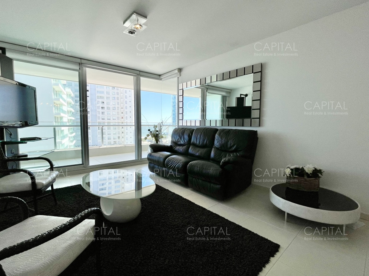 Apartamento ID.30388 - Apartamento de Dos dormitorios en Venta en Playa Mansa, Punta del Este