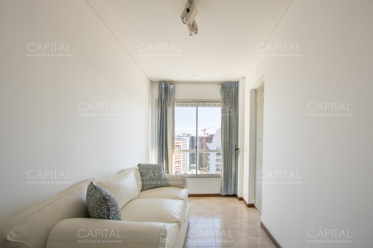 Apartamento ID.40499 - Amplio Apartamento de 4 Dormitorios en Venta Punta del Este