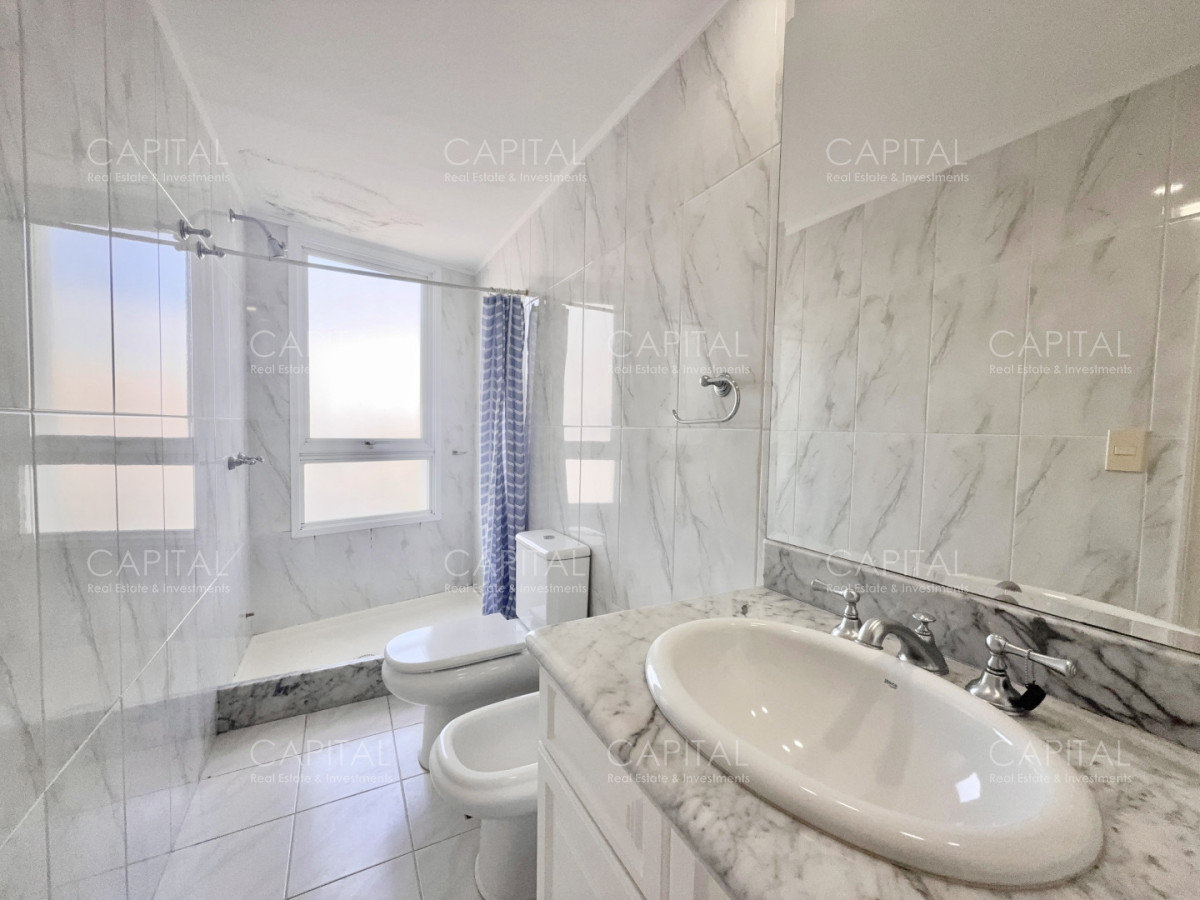 Apartamento ID.25272 - Millenium Tower Esquinero a Punta del Este 