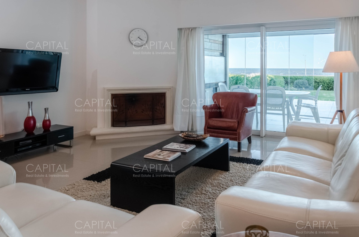 Apartamento ID.39739 - Apartamento de dos dormitorios dormitorios frente al mar, Veramansa, Punta del Este.