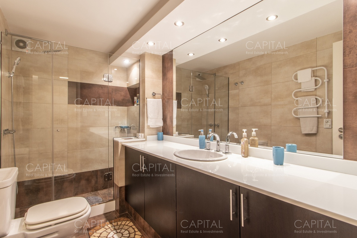 Apartamento ID.33829 - Imarangatu Punta del Este Apartamento en venta frente al mar Punta del Este.