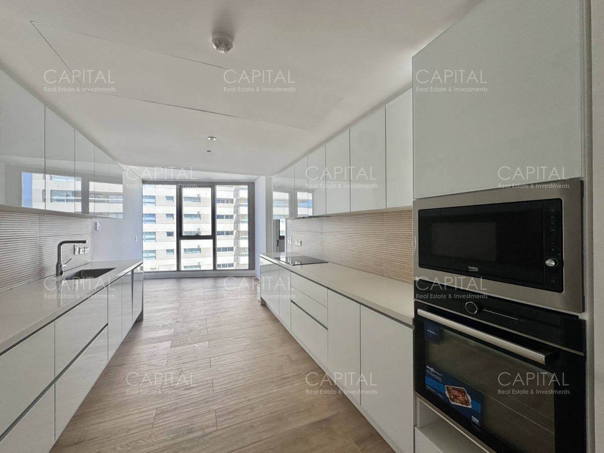 Apartamento ID.39868 - TRUMP TOWER DE TRES DORMITORIOS Y SERVICIO EN VENTA PUNTA DEL ESTE