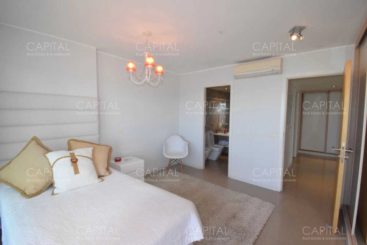 Apartamento ID.31807 - Venta Apartamento tres dormitorios torre de lujo en playa Mansa