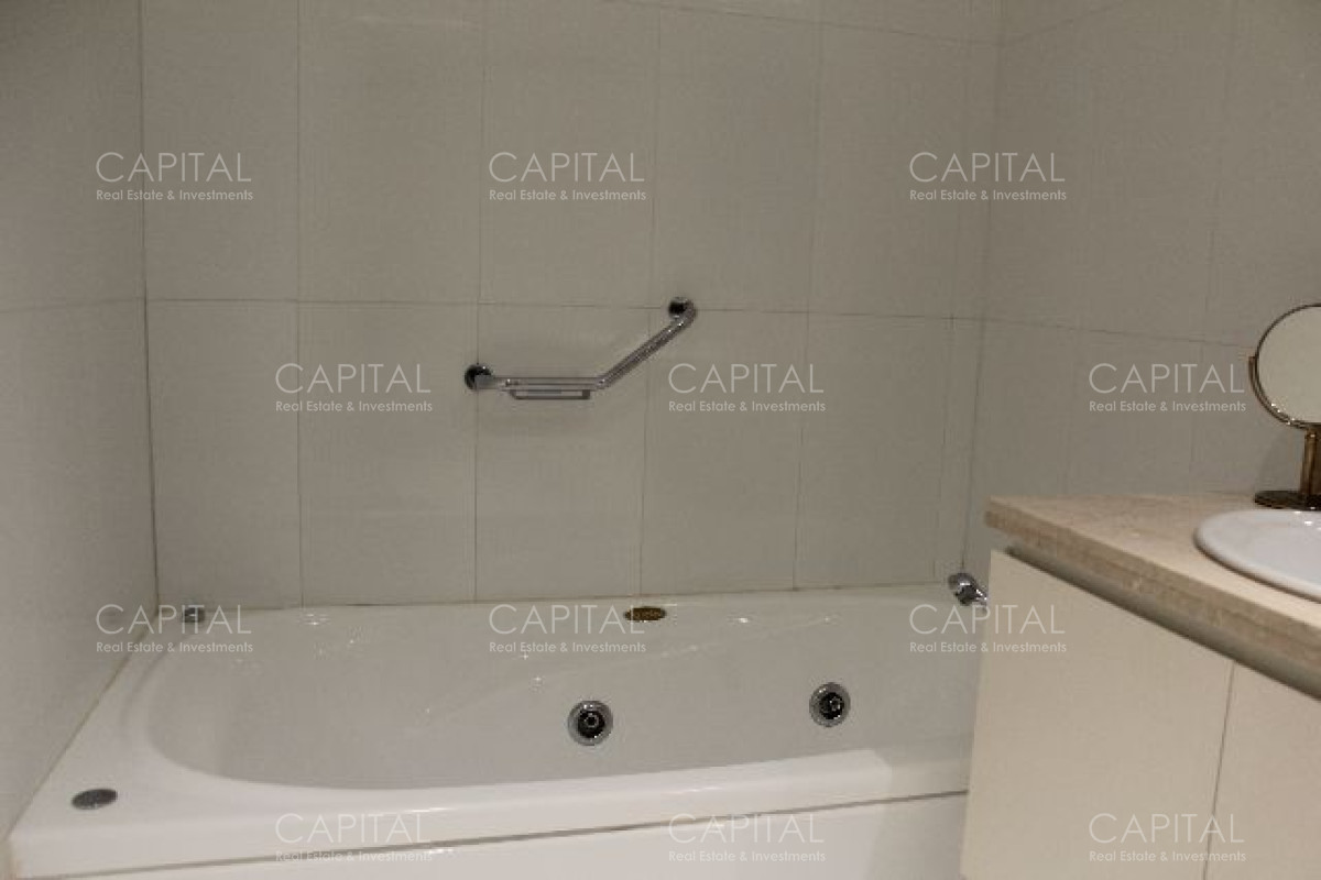 Apartamento ID.27137 - Excelente apartamento de 2 dormitorios en primera línea del mar