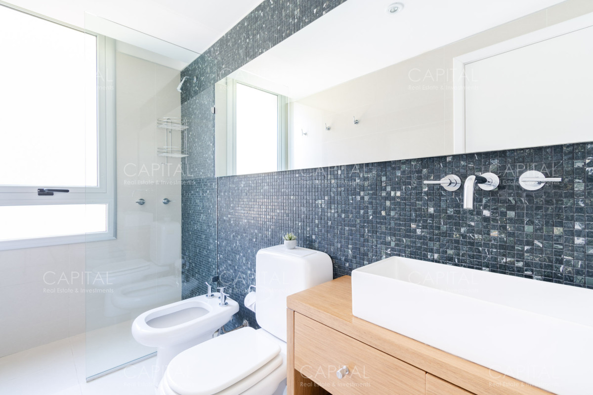 Apartamento ID.29599 - Apartamento en venta en Punta del Este en  edificio con excelentes amenities 