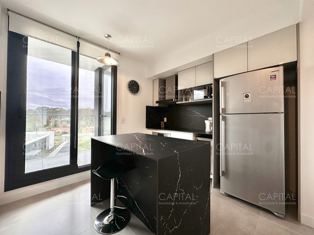 Apartamento ID.34655 - Venetian Tower Punta del Este en Venta de 2 Suites Frente al Mar de Playa Mansa