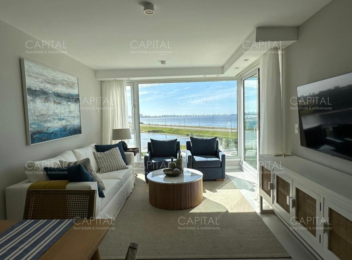 Apartamento ID.39125 - Lujoso departamento en primera línea de Playa Mansa