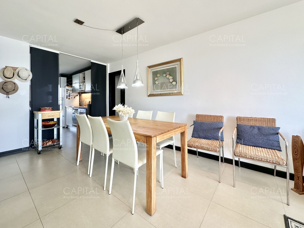 Apartamento de dos dormitorios con parillero en venta Playa Mansa., photo 4