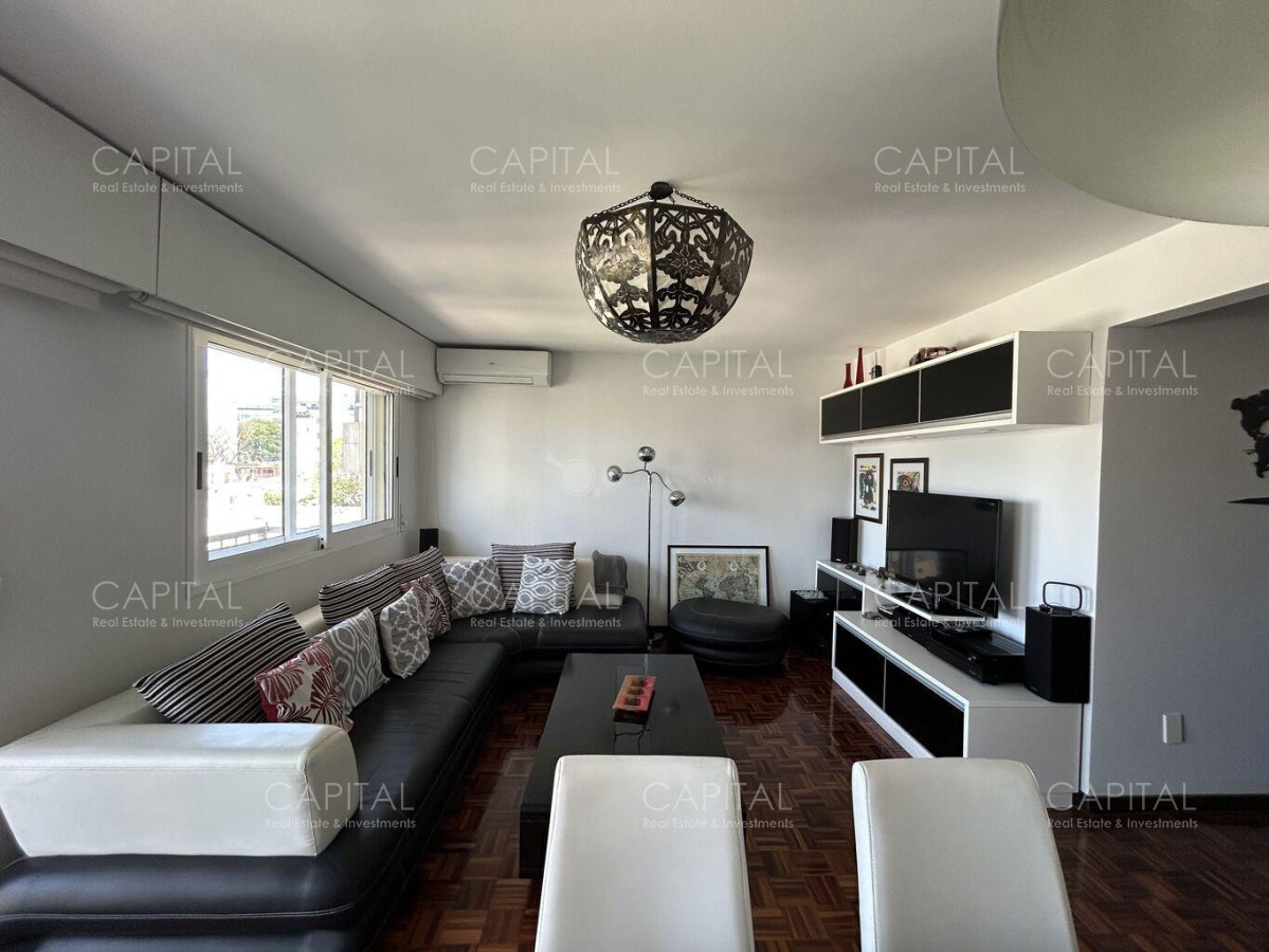 Apartamento ID.39768 - Apartamento de tres dormitorios y dependencia en venta, Punta Carretas.