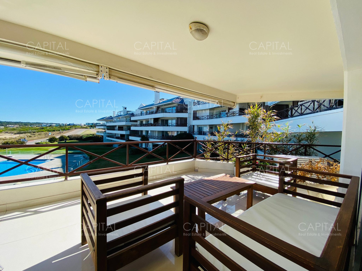 Apartamento ID.33022 - Apartamento en Venta 3 Dormitorios + Servicio Frente al Mar