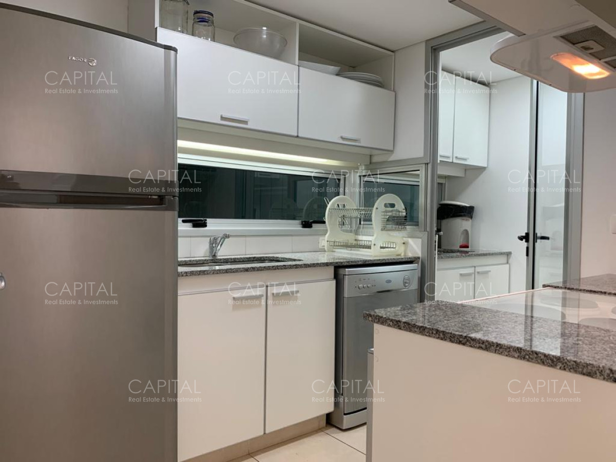 Apartamento ID.30716 - Apartamento de tres dormitorios, edificio con buenos servicios.