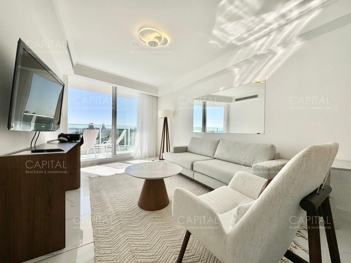Apartamento ID.37058 - Paramount Tower de dos dormitorios frente al mar en Venta, Playa Mansa Punta del este