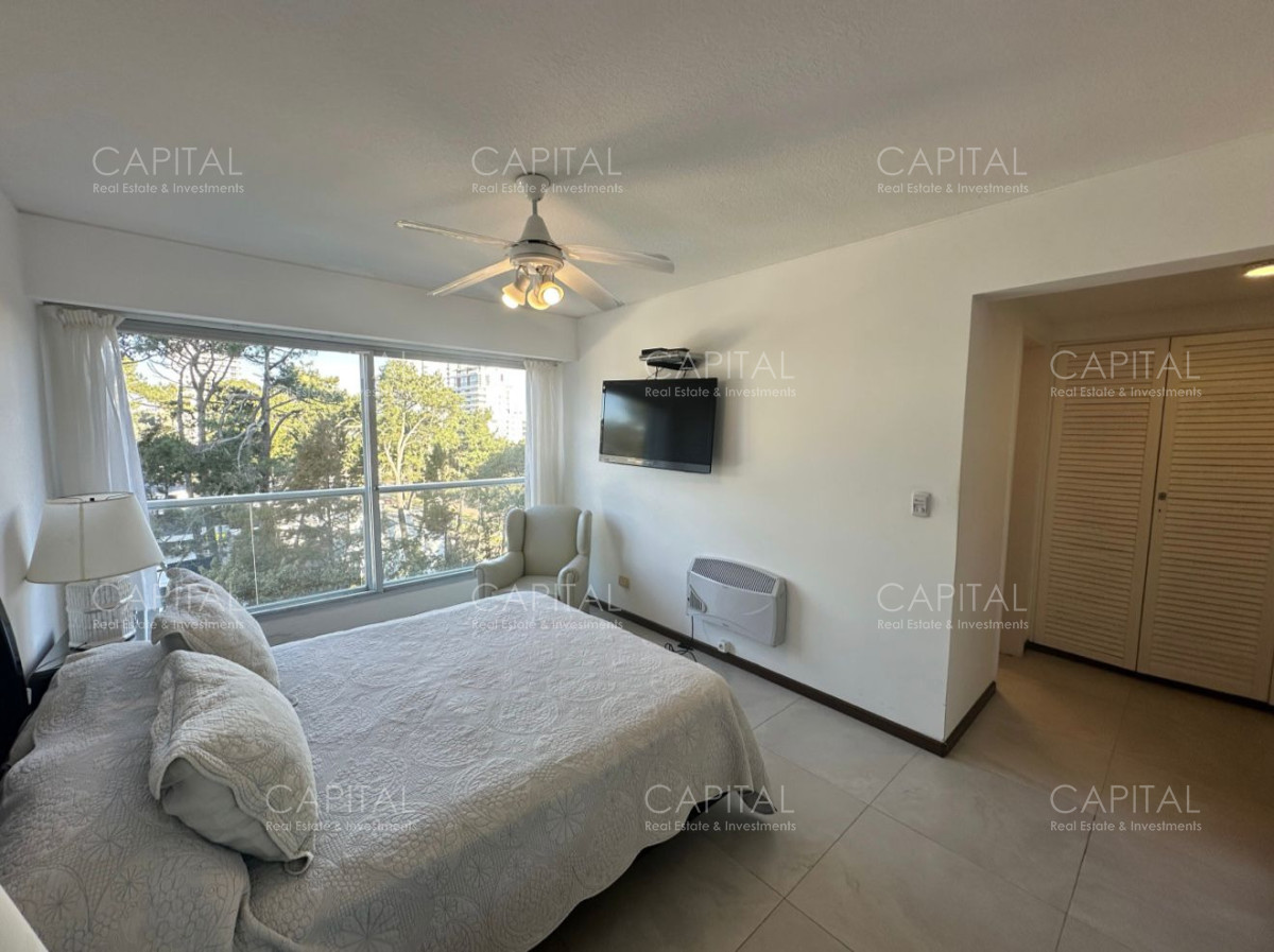 Apartamento ID.40203 - Apartamento tres ambientes amplios cerca de servicios en venta