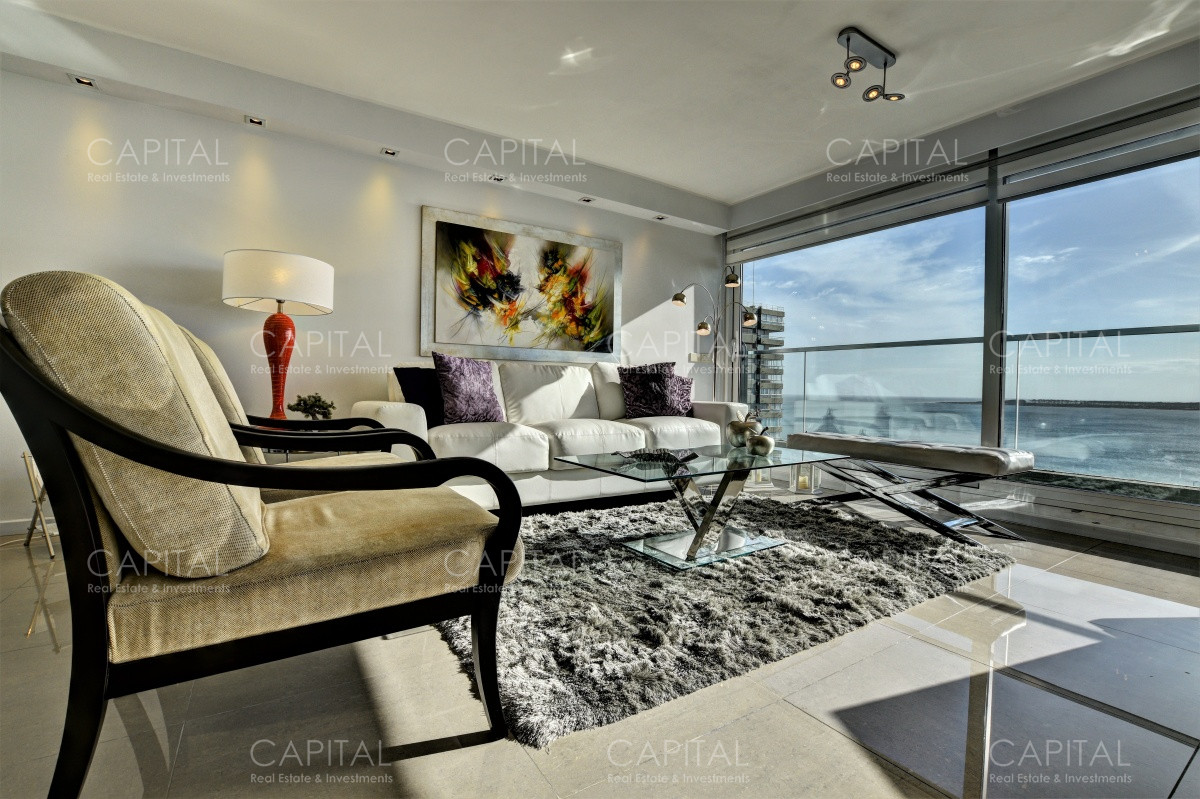 Apartamento ID.27126 - Alexander Collection Excelente apartamento de 3 dormitorios con vista a Playa Mansa