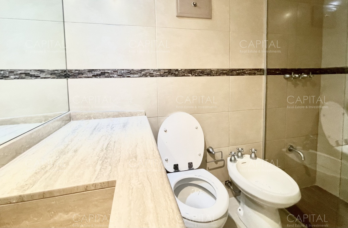 Apartamento ID.33467 - Fontemar Punta del Este Apartamento de 4 dormitorios con vista al puerto en venta