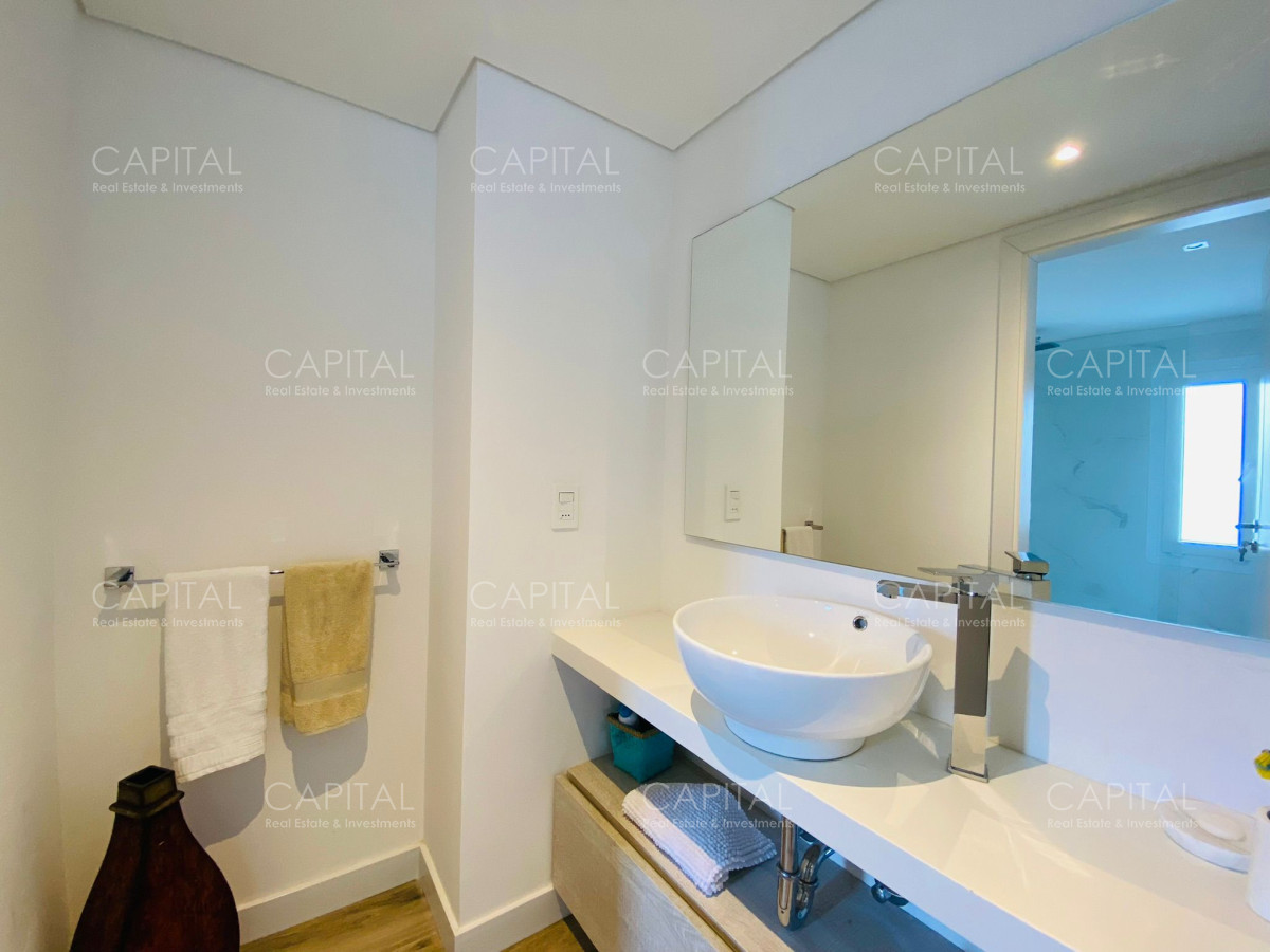 Apartamento ID.33008 - Apartamento en Venta Tres Suites y Dependencia Playa Brava