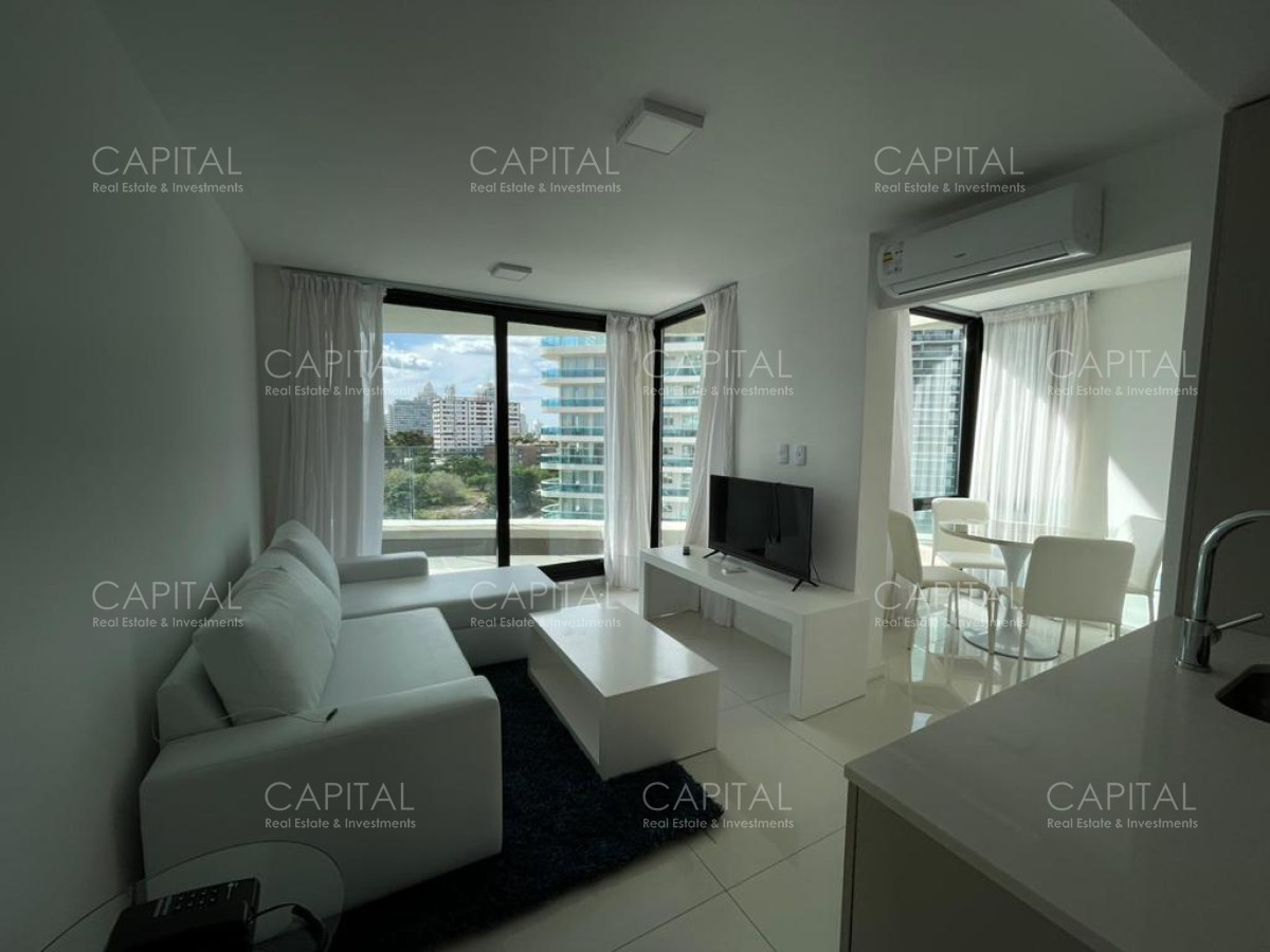 Apartamento ID.32874 - Alquiler Anual Apartamento Art Tower Punta del Este