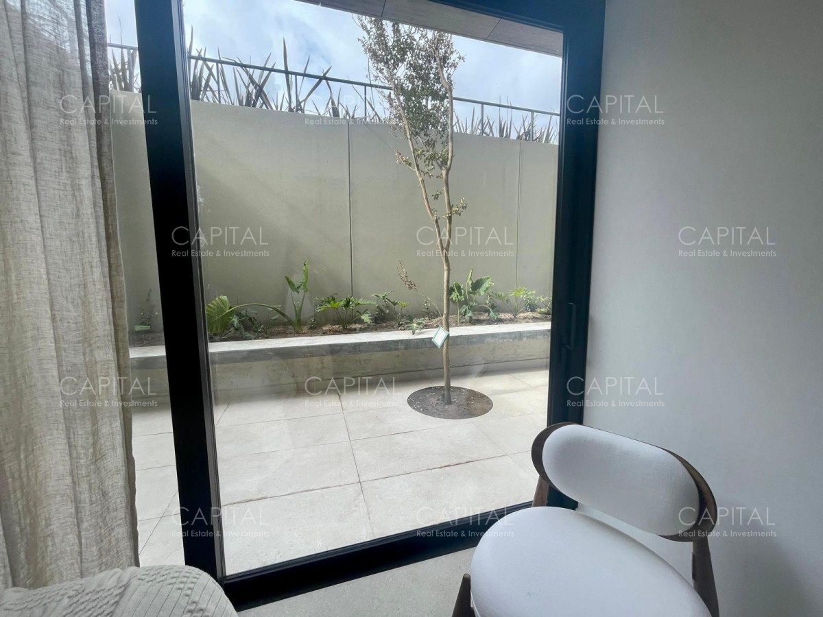 Apartamento ID.38226 - Departamento  en venta sobre el mar en La Barra con piscina y parrillero